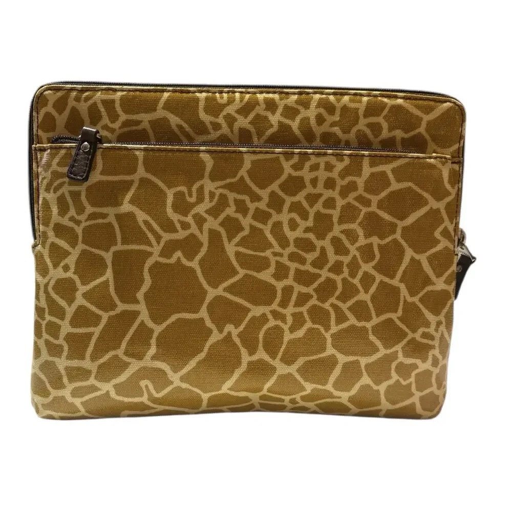Fossil Key-Per Coated Canvas Zipper Giraffe Print Tablet iPad Case